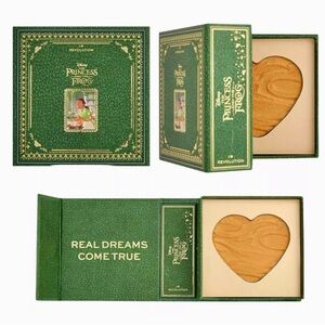 Makeup Revolution Beauty and Disney’s - Princess and the Frog - Highlighter